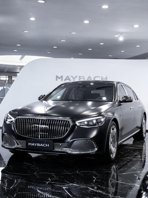 重庆178岚图汽车的售后服务让用户无忧出行，迈巴赫未来的豪华车趋势